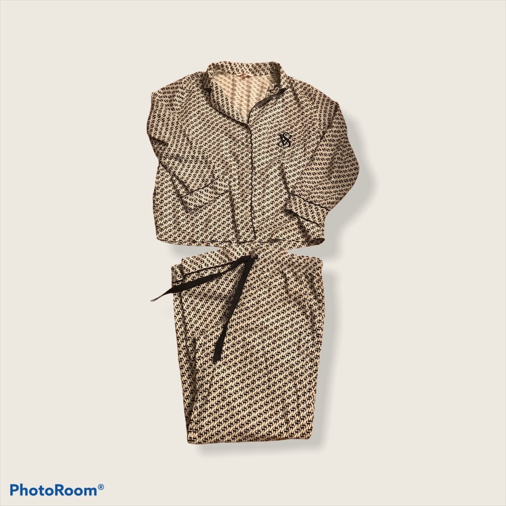 Victoria Secret pajama set